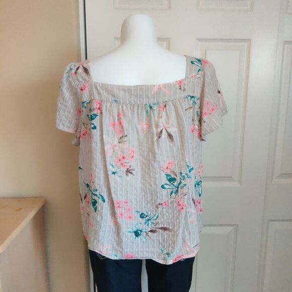 Torrid Clip Jacquard Square Neck Flutter Sleeve Top sz 1 - Picture 6 of 11